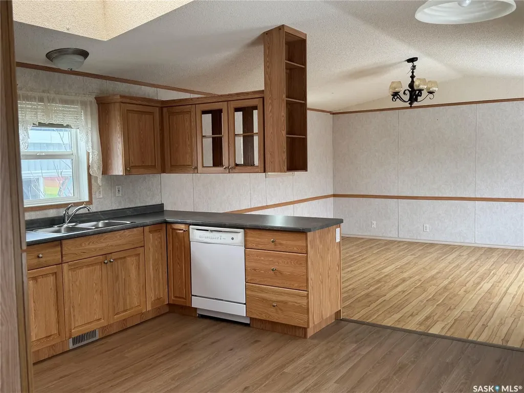 214 14th Street Humboldt SK S0K 2A0