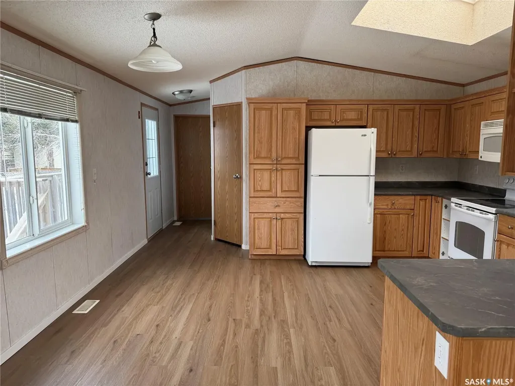 214 14th Street Humboldt SK S0K 2A0