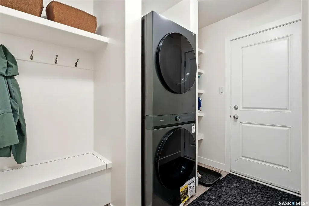 3809 Goldfinch Way Regina SK S4V 1S4