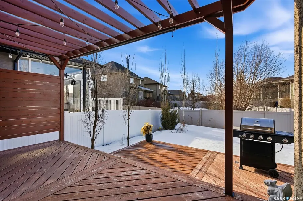 3809 Goldfinch Way Regina SK S4V 1S4