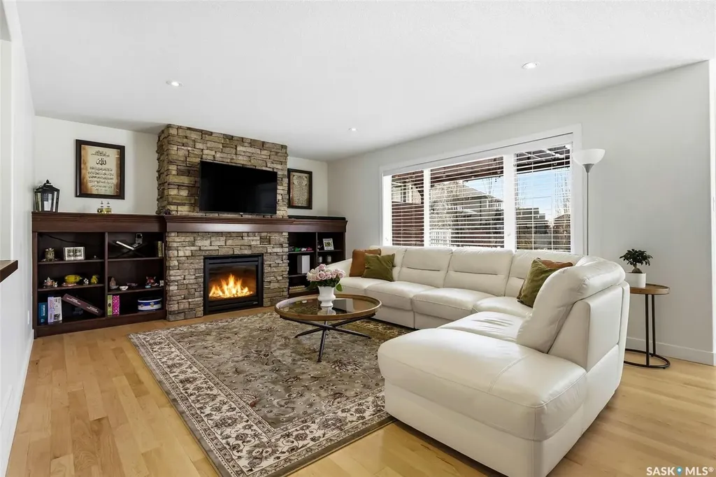 3809 Goldfinch Way Regina SK S4V 1S4