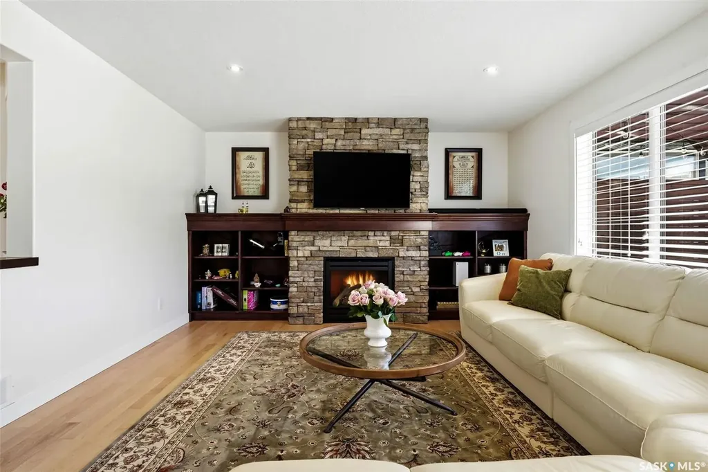 3809 Goldfinch Way Regina SK S4V 1S4