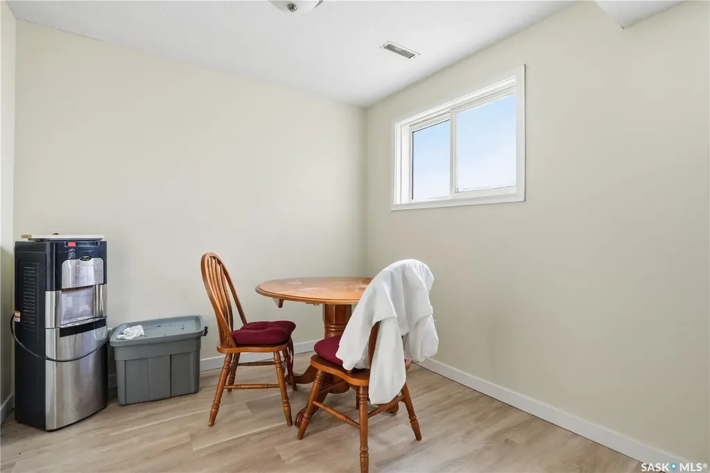 2123 Reynolds Street Regina SK S4N 3N2