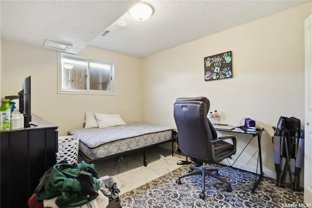 2123 Reynolds Street Regina SK S4N 3N2