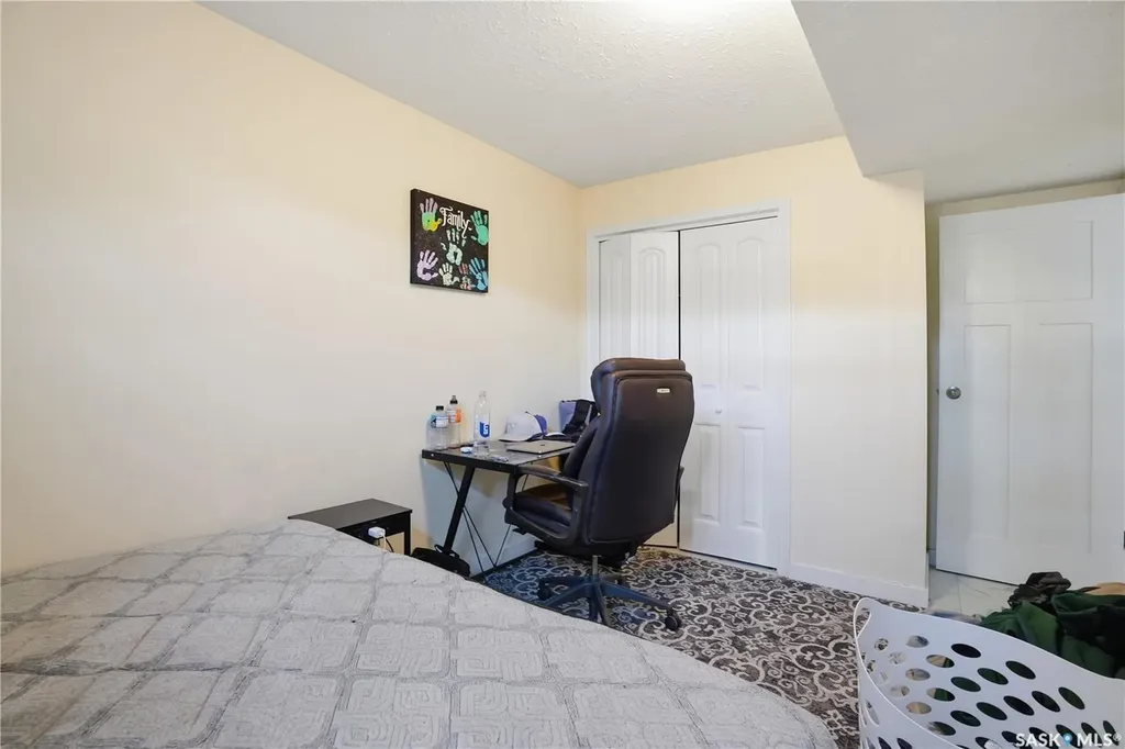 2123 Reynolds Street Regina SK S4N 3N2