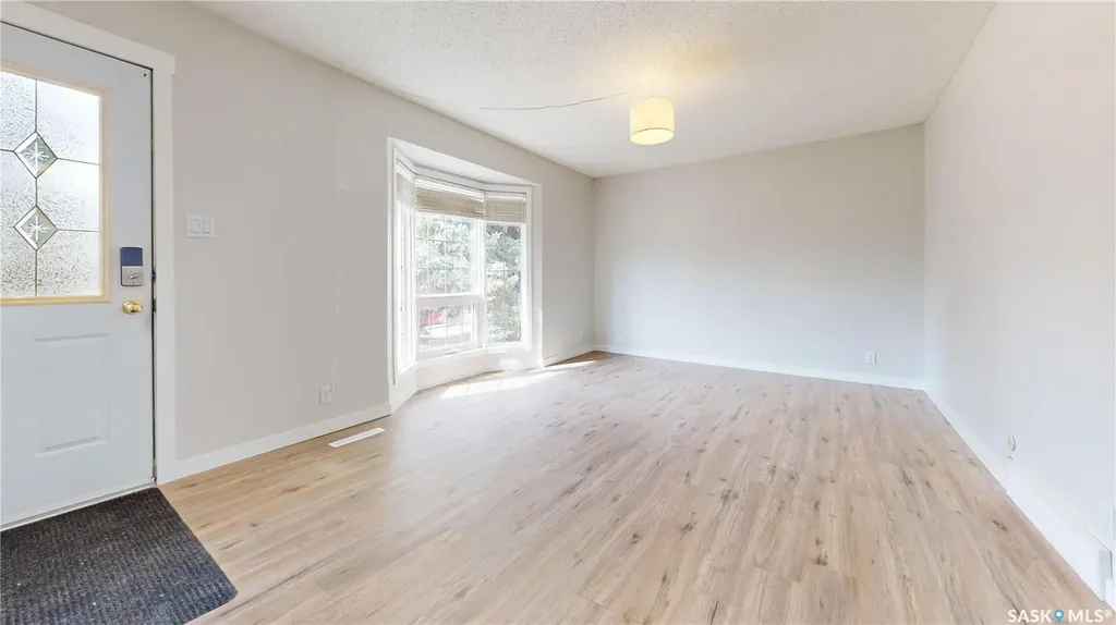 108 Griffin Street Maple Creek SK S0N 1N0