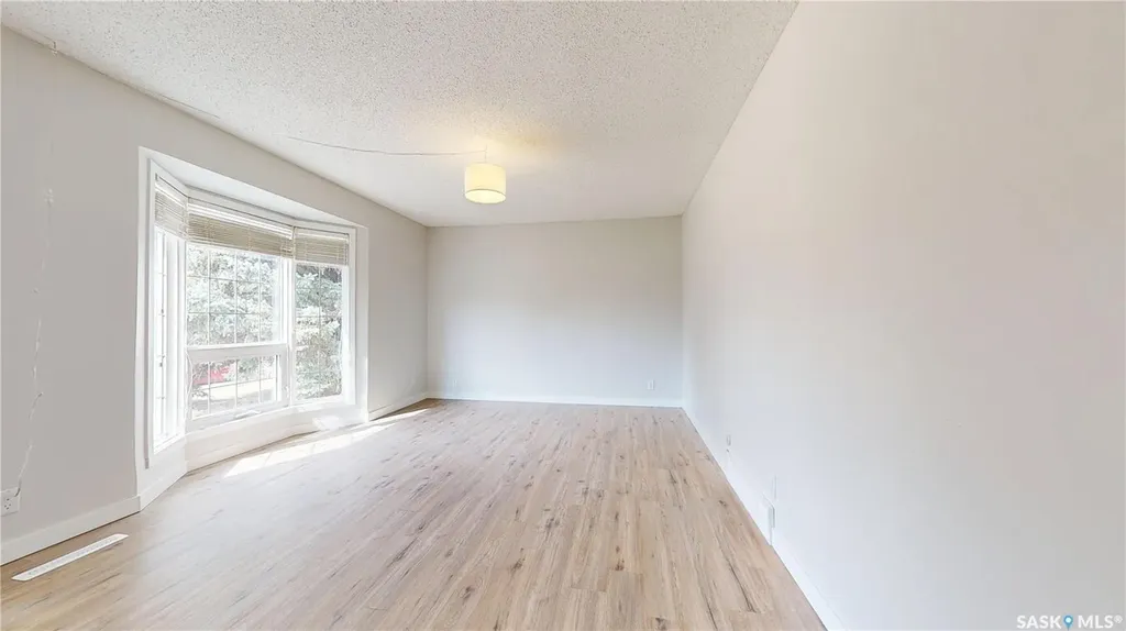 108 Griffin Street Maple Creek SK S0N 1N0