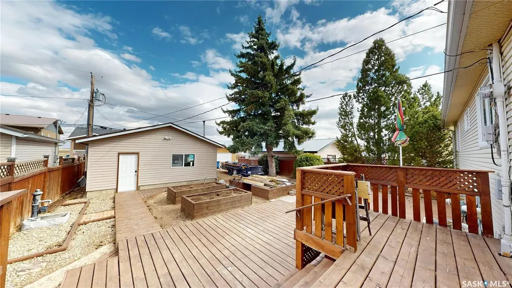 108 Griffin Street Maple Creek SK S0N 1N0