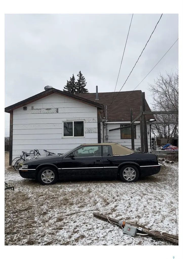 611 Railway Avenue Gainsborough SK S0C 0Z0