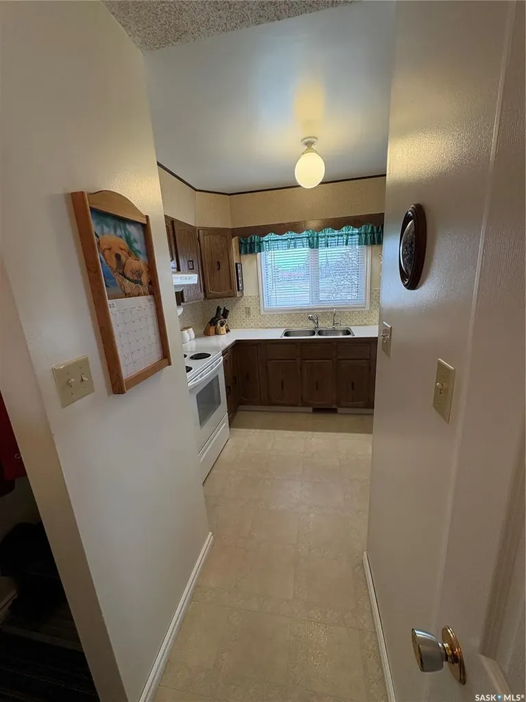 109 Road Avenue Langenburg SK S0A 2A0