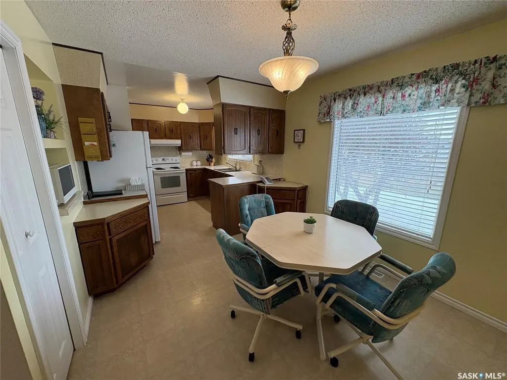 109 Road Avenue Langenburg SK S0A 2A0