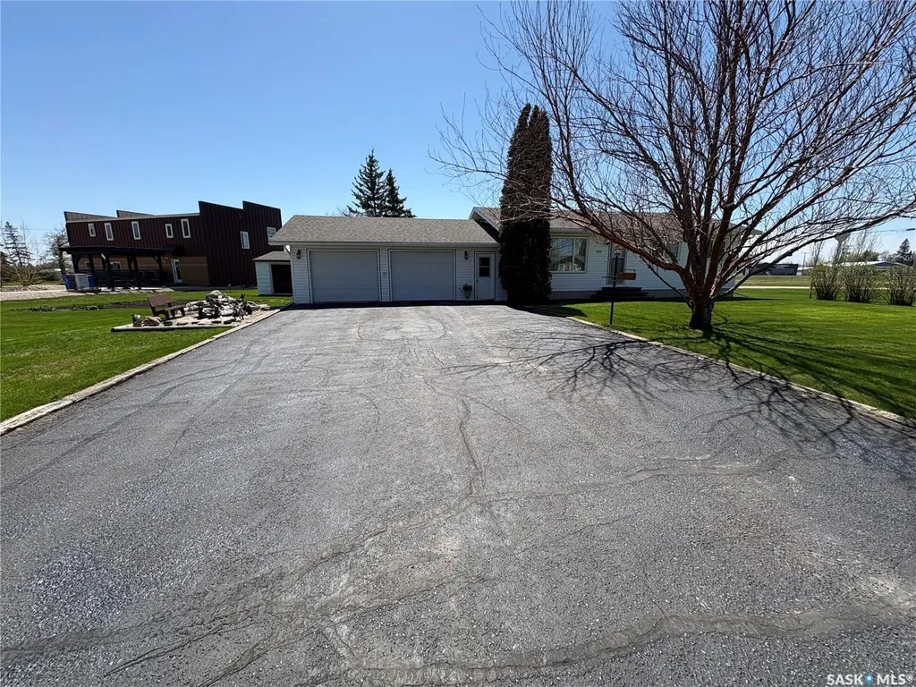 109 Road Avenue Langenburg SK S0A 2A0