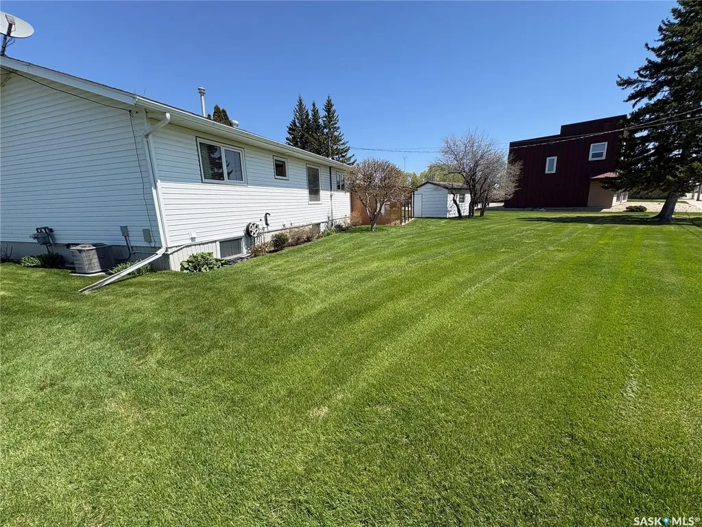 109 Road Avenue Langenburg SK S0A 2A0