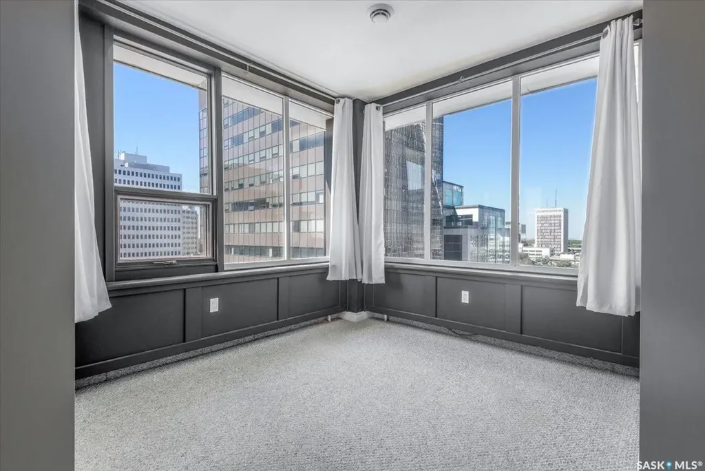 1867 Hamilton Street Regina SK S4P 2C2