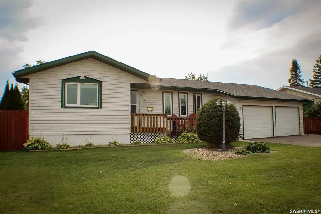 305 Churchill Drive Melfort SK S0E 1A0