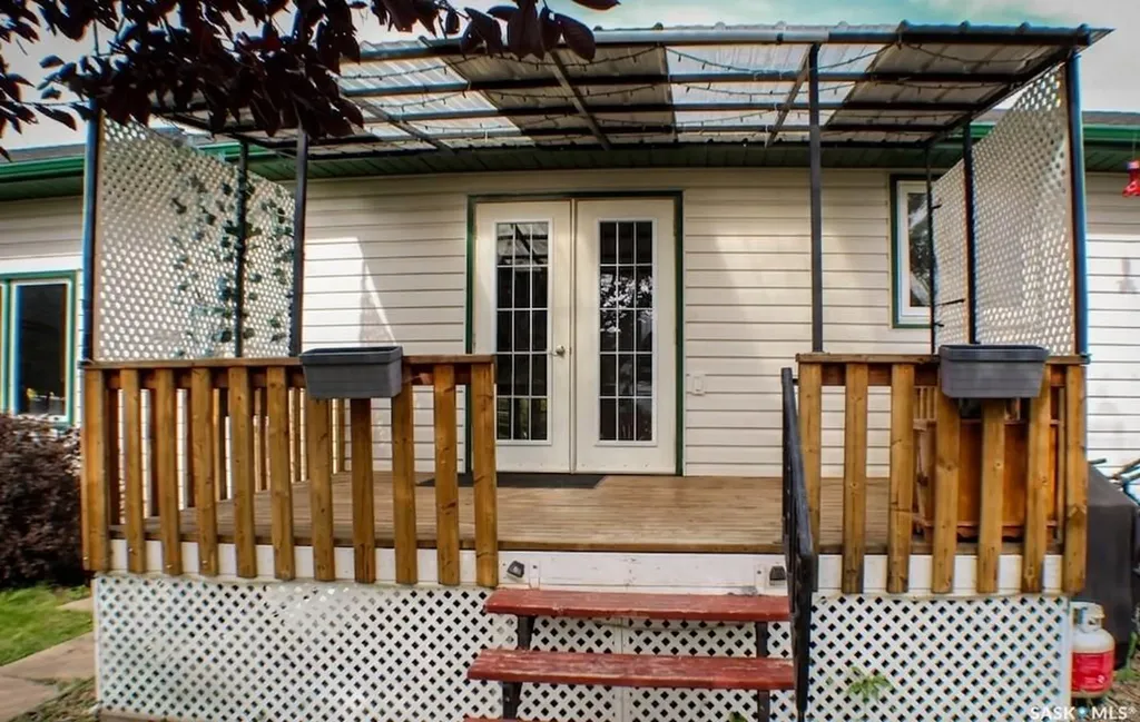 305 Churchill Drive Melfort SK S0E 1A0