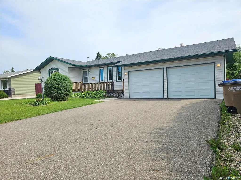305 Churchill Drive Melfort SK S0E 1A0