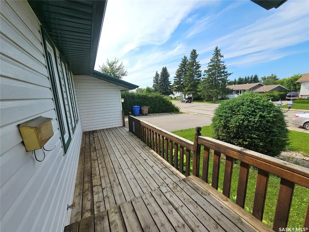 305 Churchill Drive Melfort SK S0E 1A0
