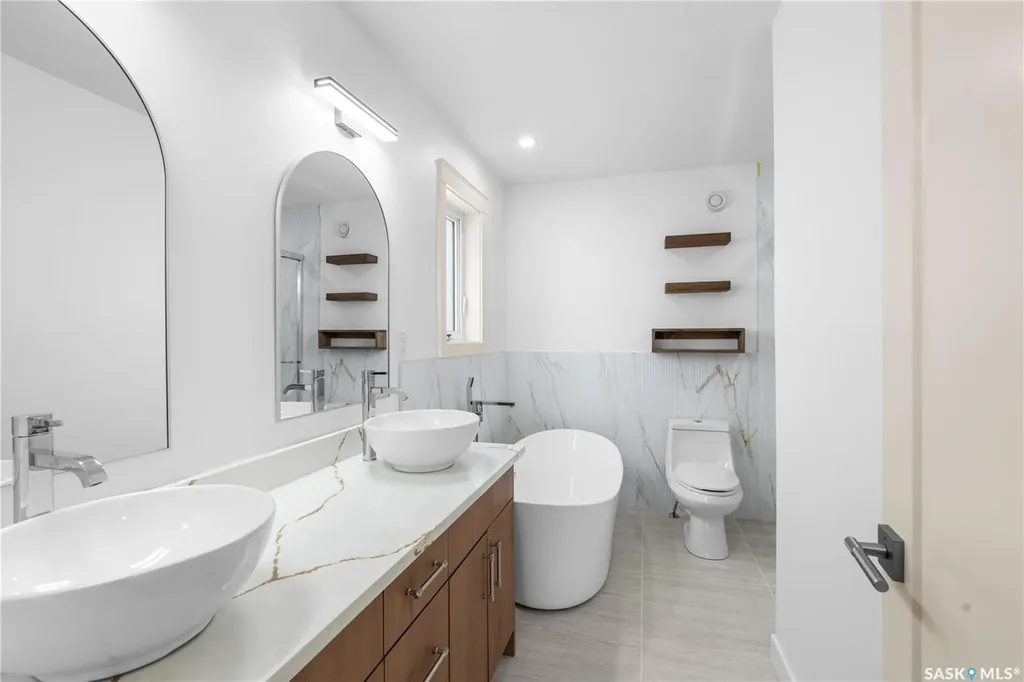 424 Empress Street Saskatoon SK S7K 0Y1