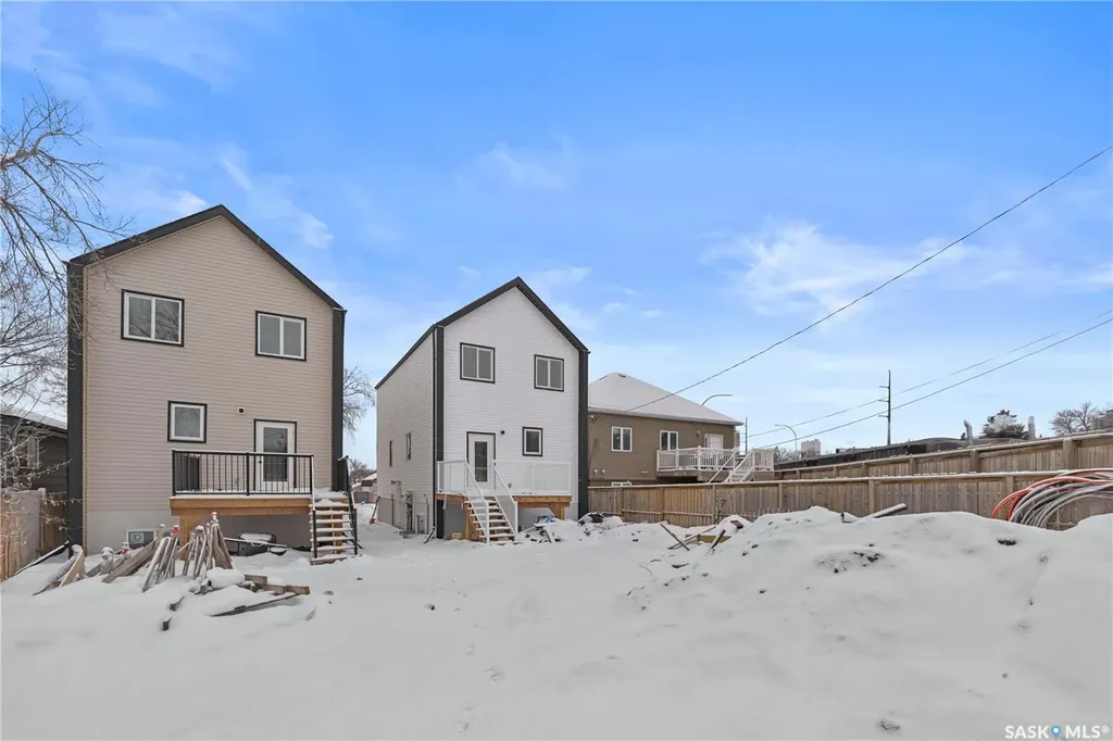 424 Empress Street Saskatoon SK S7K 0Y1