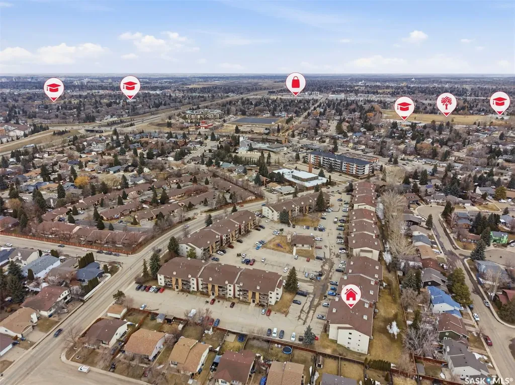 385 Kingsmere Boulevard Saskatoon SK S7J 4J6