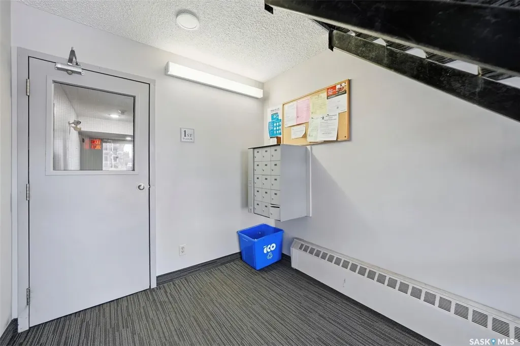 385 Kingsmere Boulevard Saskatoon SK S7J 4J6
