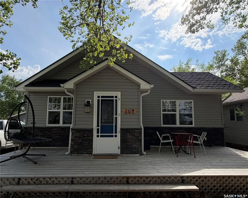107 Mistusinne Street Mistusinne SK S0H 1J0