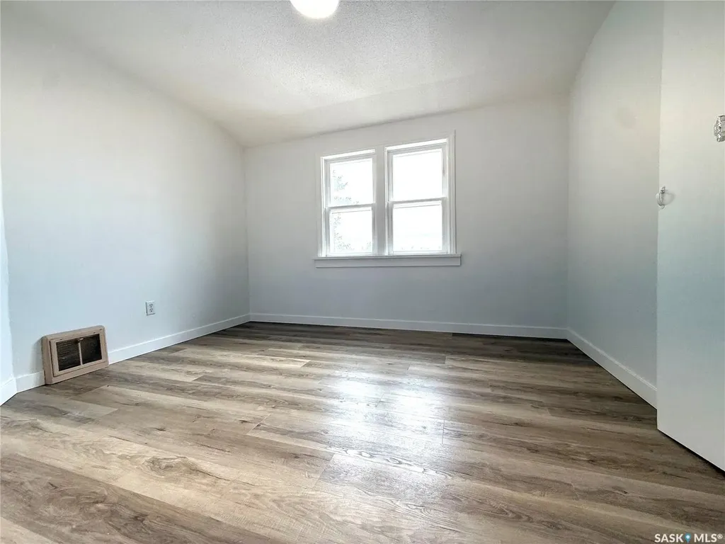 306 Gladstone Avenue S Yorkton SK S3N 3W3