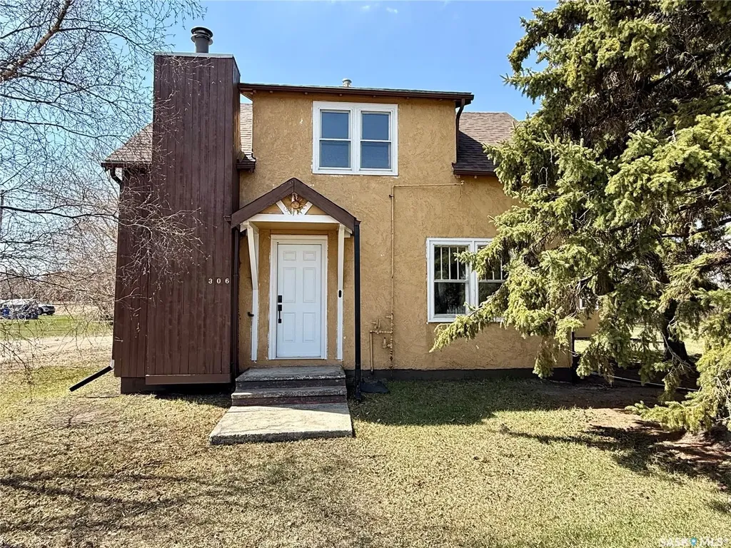 306 Gladstone Avenue S Yorkton SK S3N 3W3