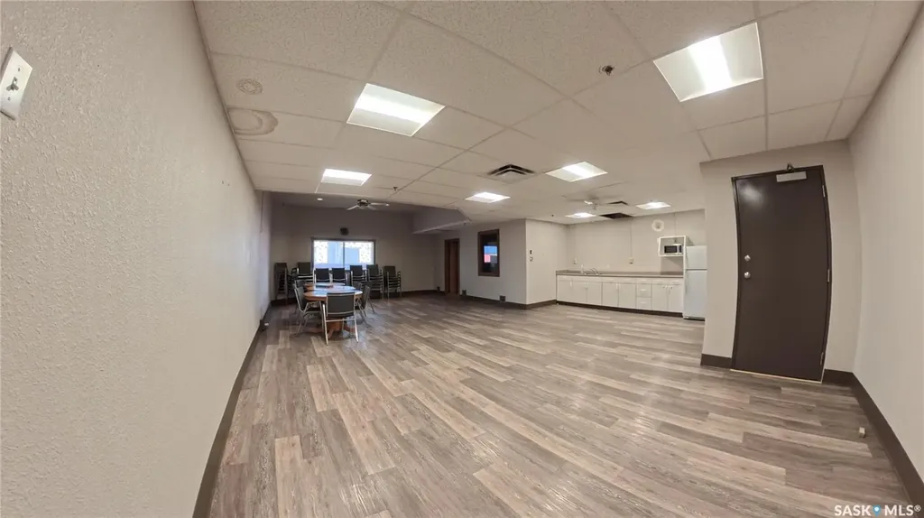405 5th Avenue N Saskatoon SK S7K 6Z3