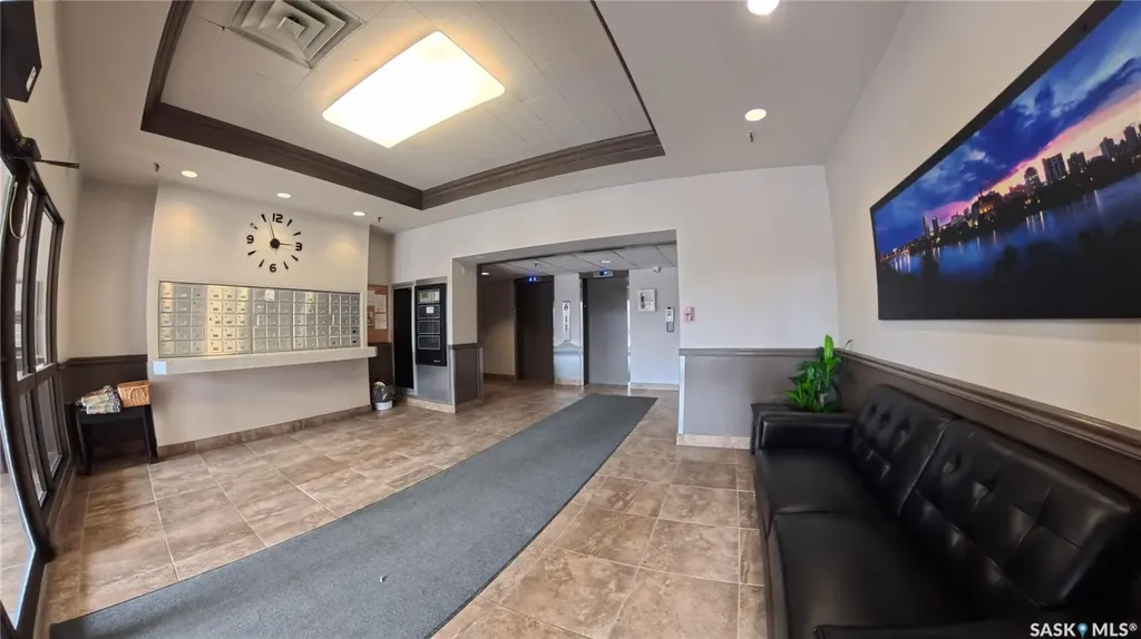 405 5th Avenue N Saskatoon SK S7K 6Z3