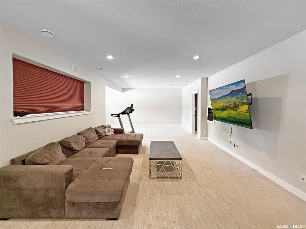 2922 Lakeview Drive Prince Albert SK S6W 0A4