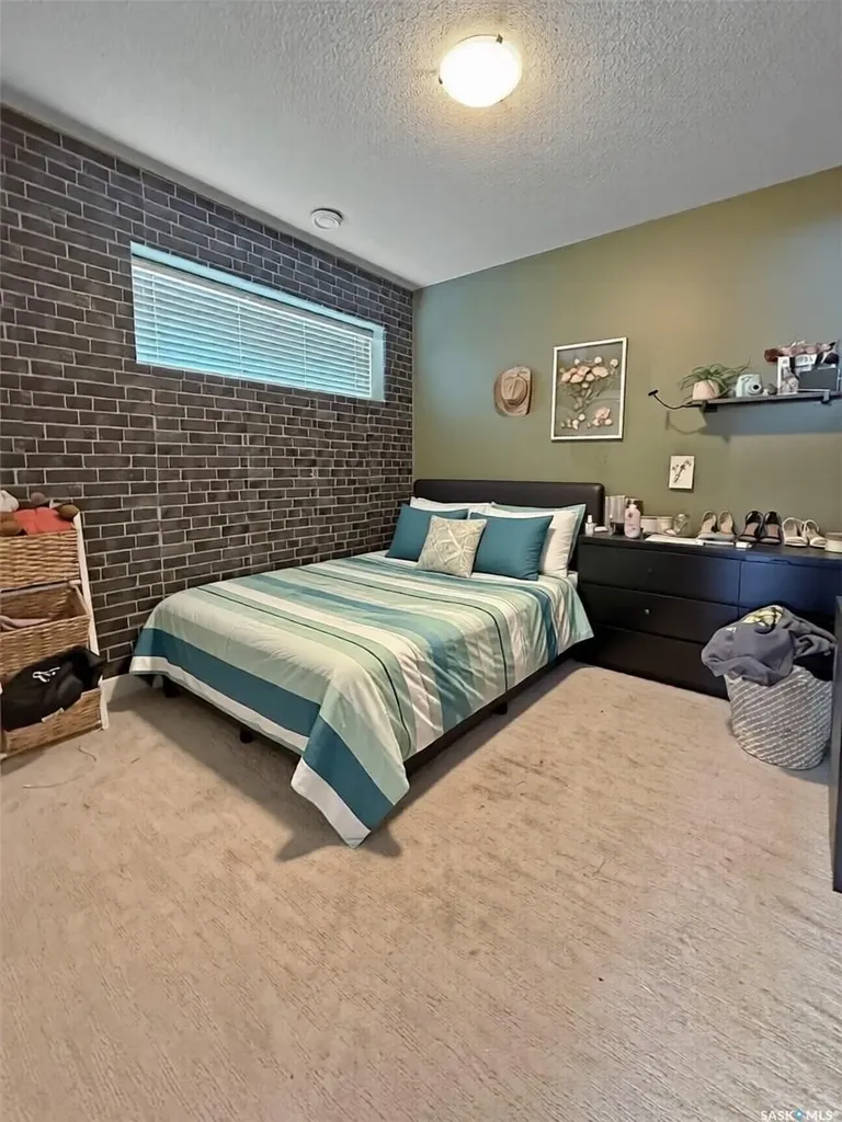 2922 Lakeview Drive Prince Albert SK S6W 0A4