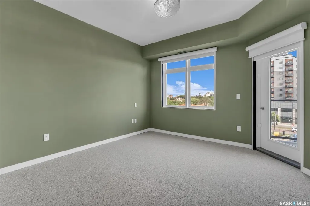 922 Broadway Avenue Saskatoon SK S7N 1B7