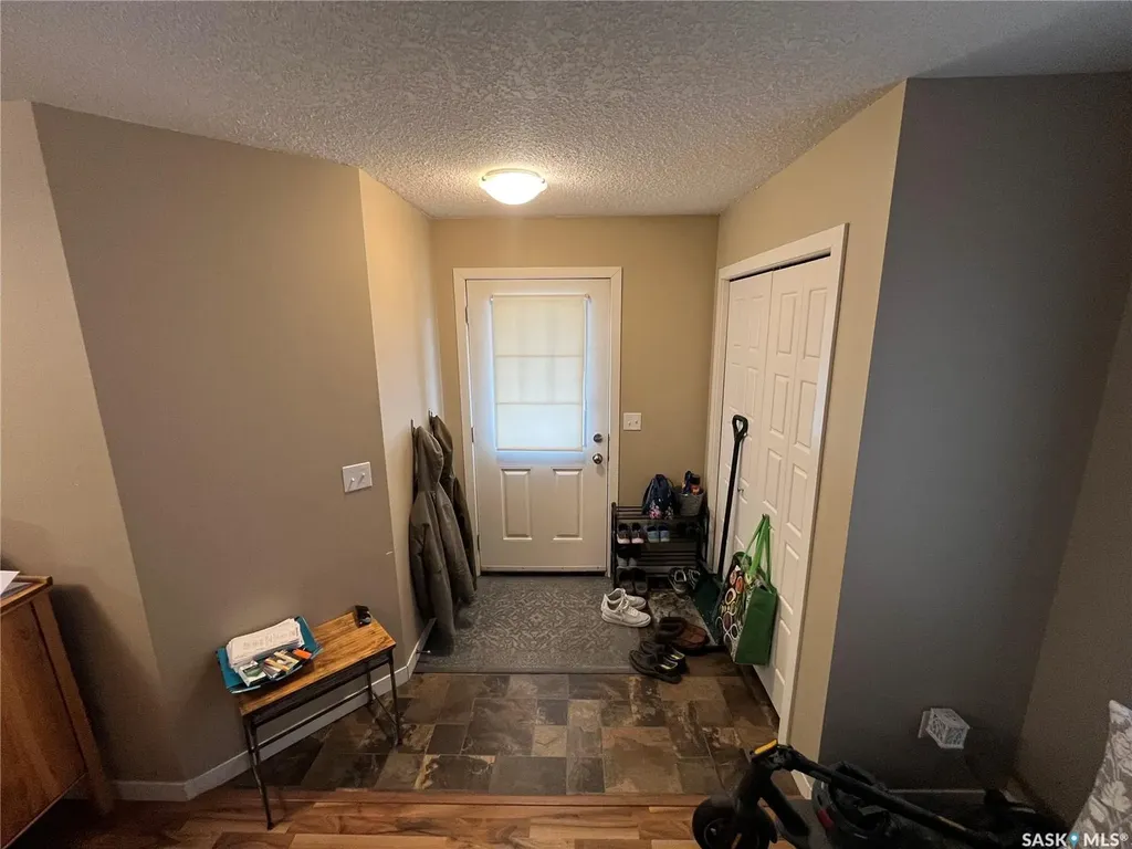 5565 Blake Crescent Regina SK S4A 0J1