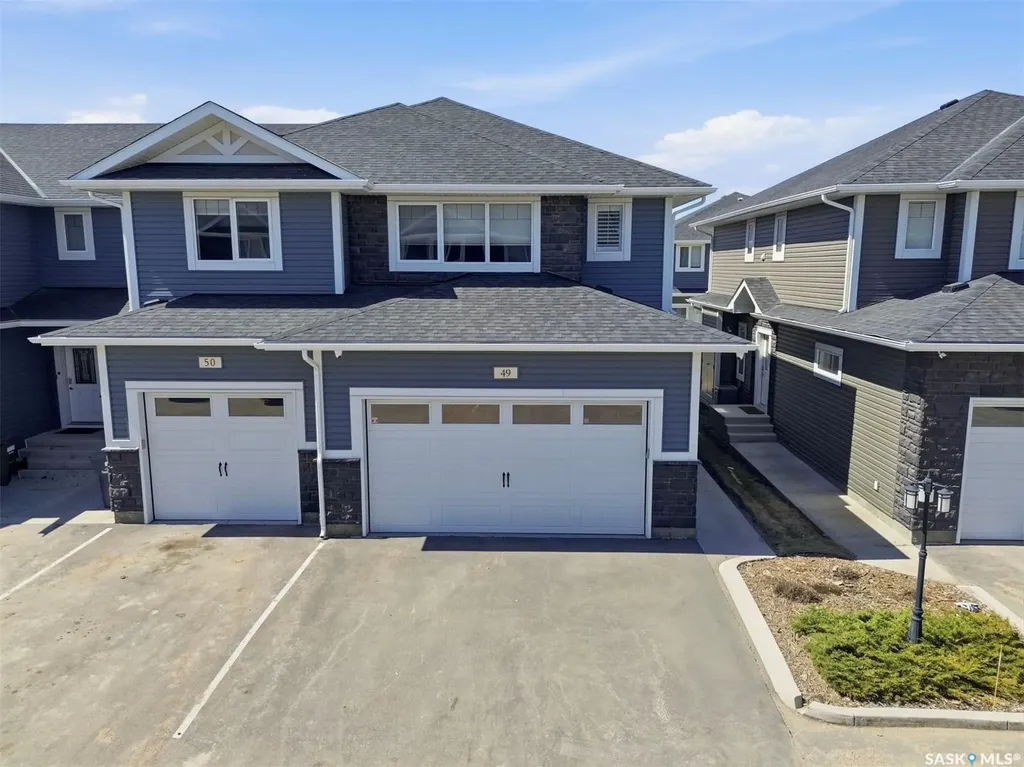 115 Veltkamp Crescent Saskatoon SK S7T 0T7