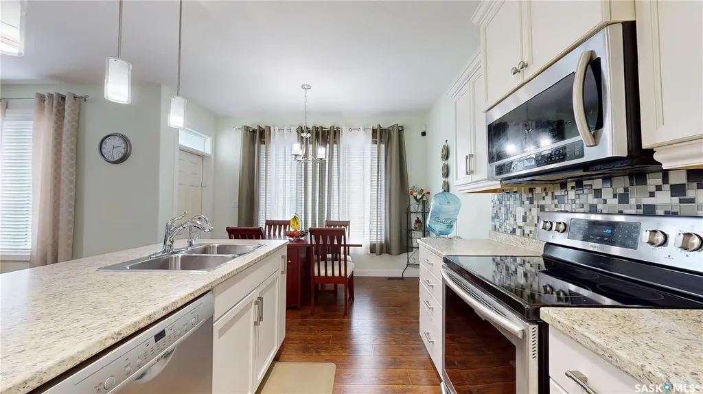 2632 Makowsky Crescent Regina SK S4X 0M8