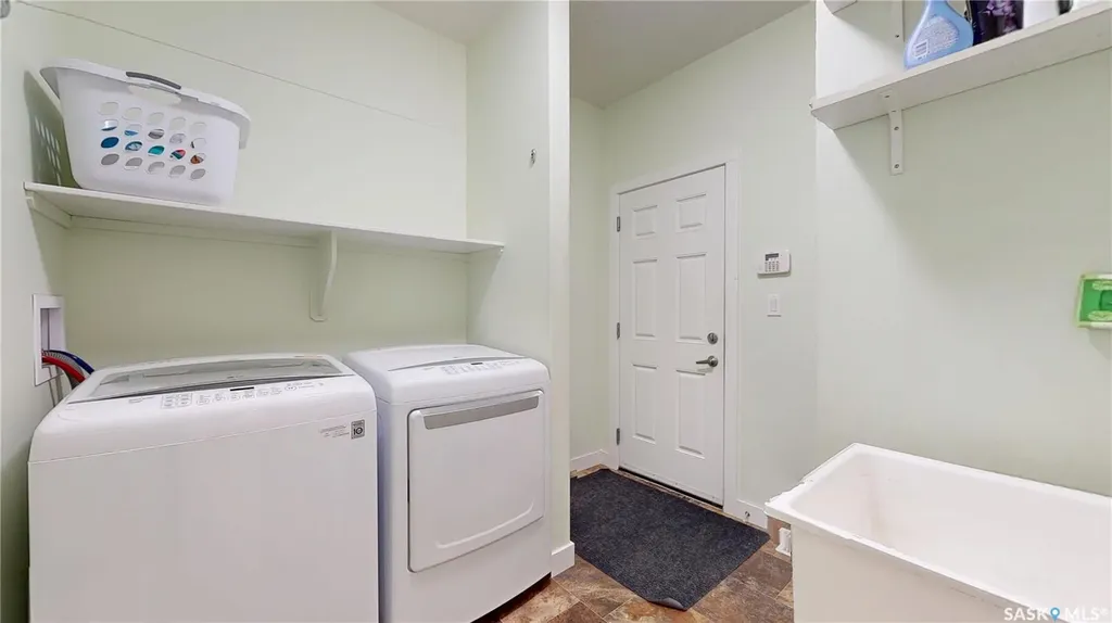 2632 Makowsky Crescent Regina SK S4X 0M8