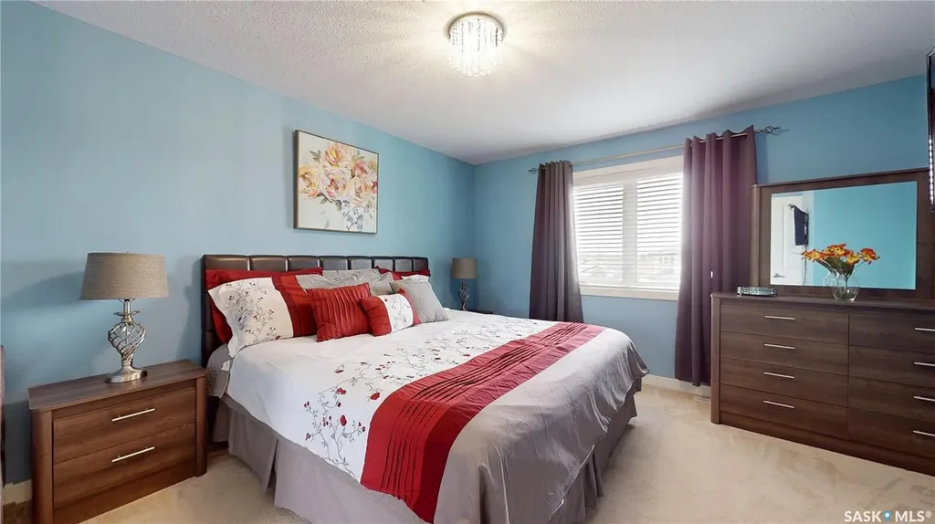 2632 Makowsky Crescent Regina SK S4X 0M8