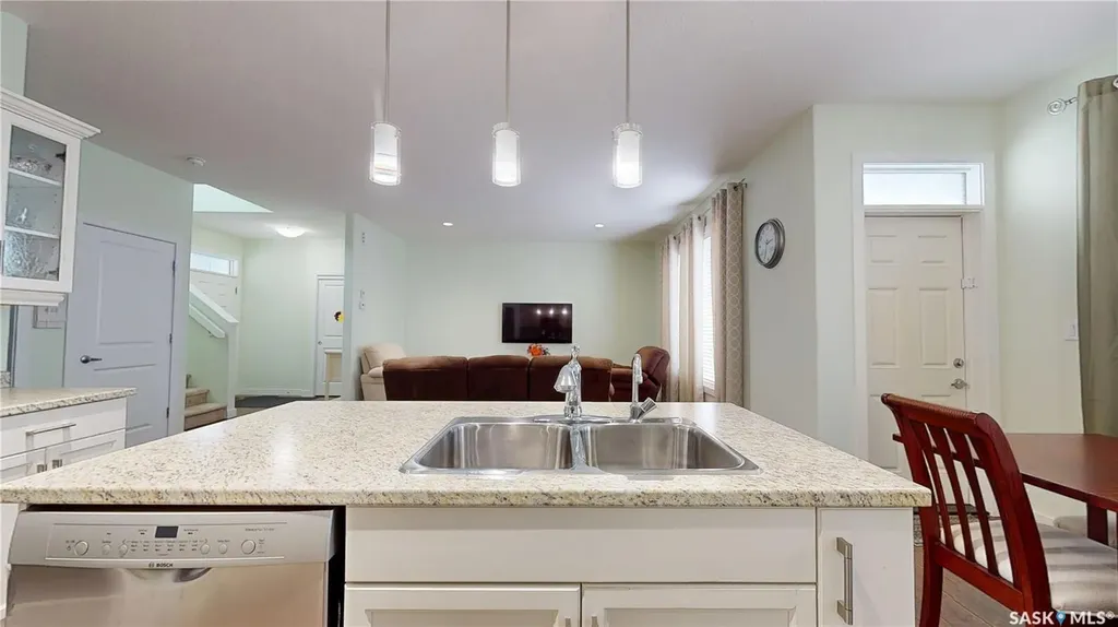 2632 Makowsky Crescent Regina SK S4X 0M8