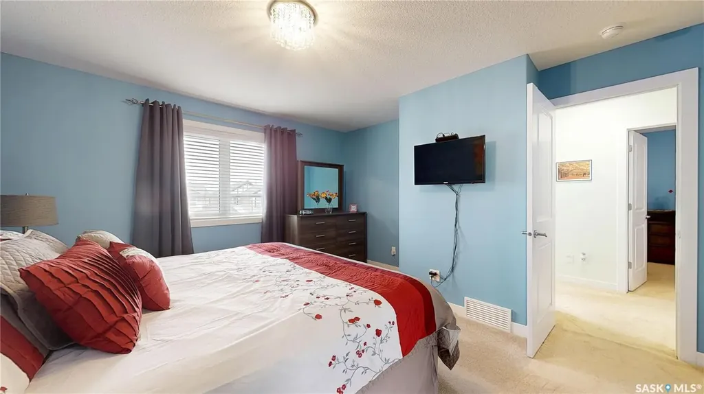 2632 Makowsky Crescent Regina SK S4X 0M8