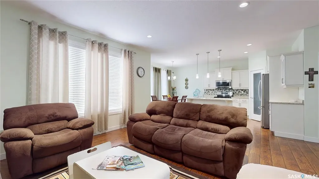 2632 Makowsky Crescent Regina SK S4X 0M8