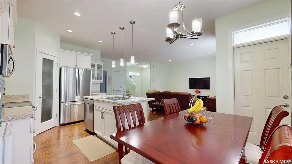 2632 Makowsky Crescent Regina SK S4X 0M8