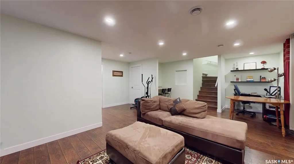2632 Makowsky Crescent Regina SK S4X 0M8