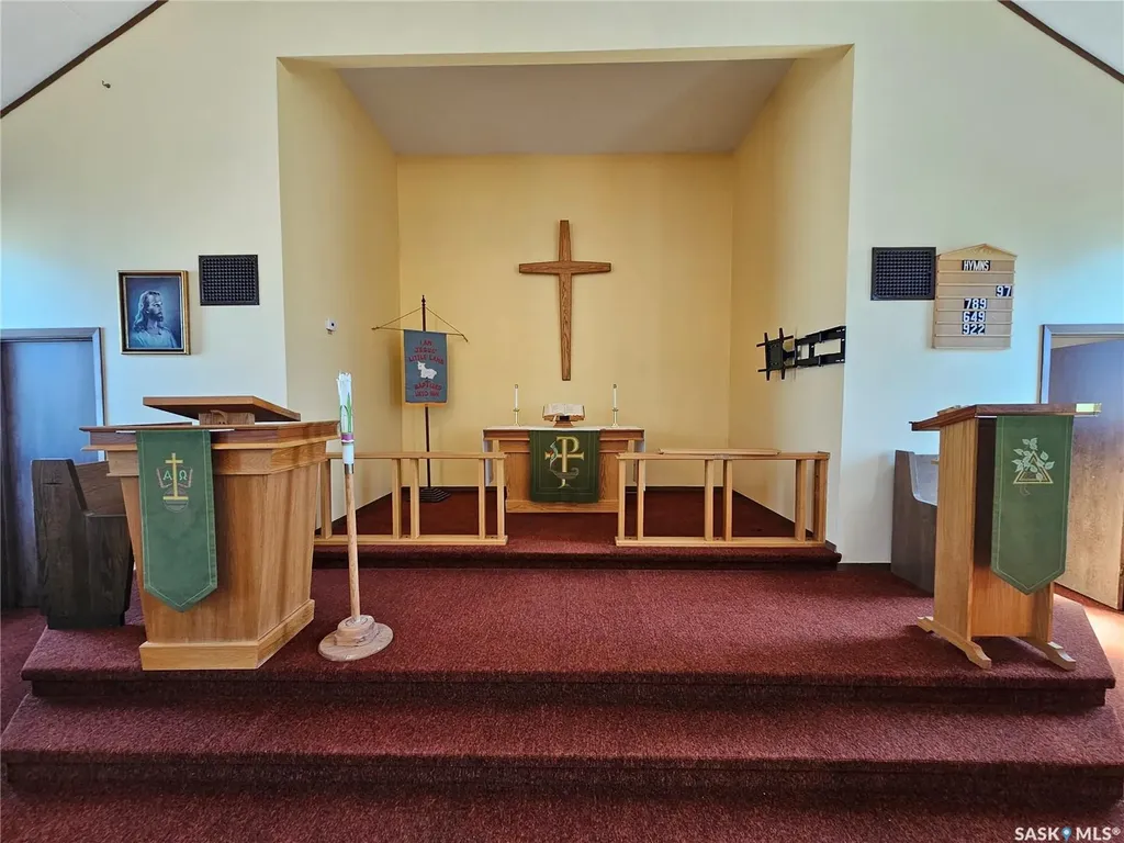 301 5th Avenue E Unity SK S0K 4L0