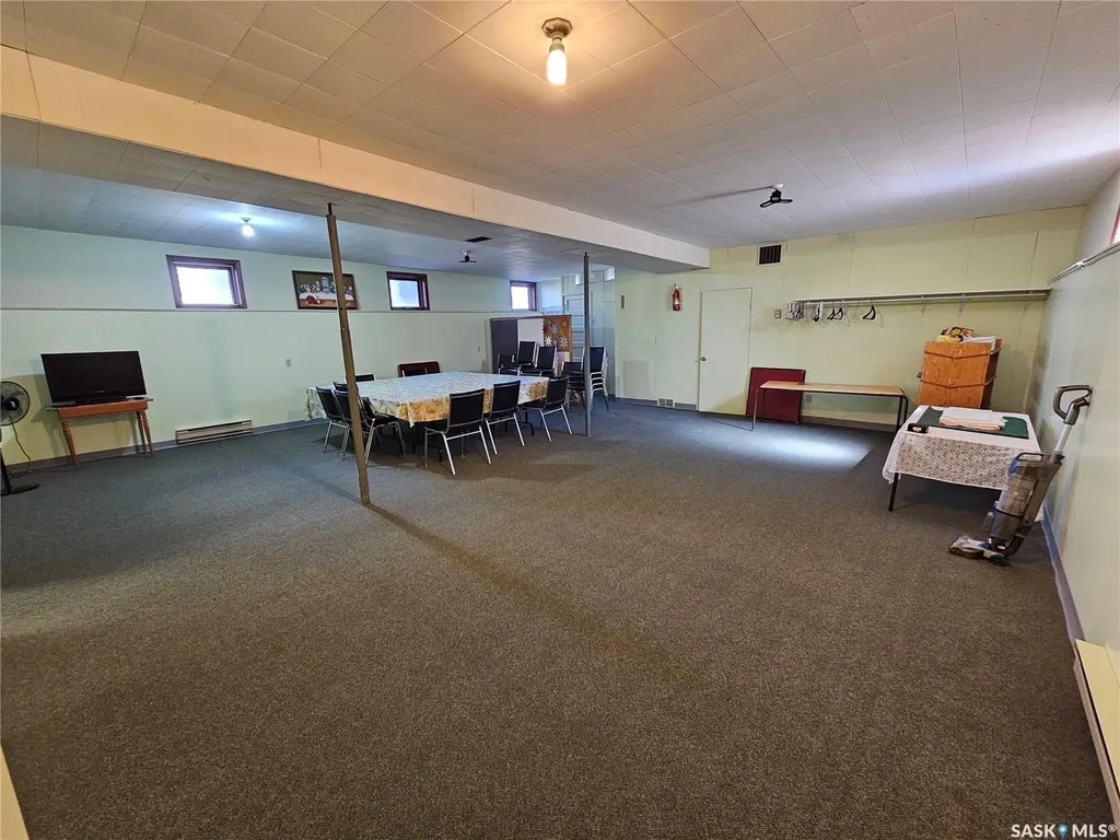 301 5th Avenue E Unity SK S0K 4L0