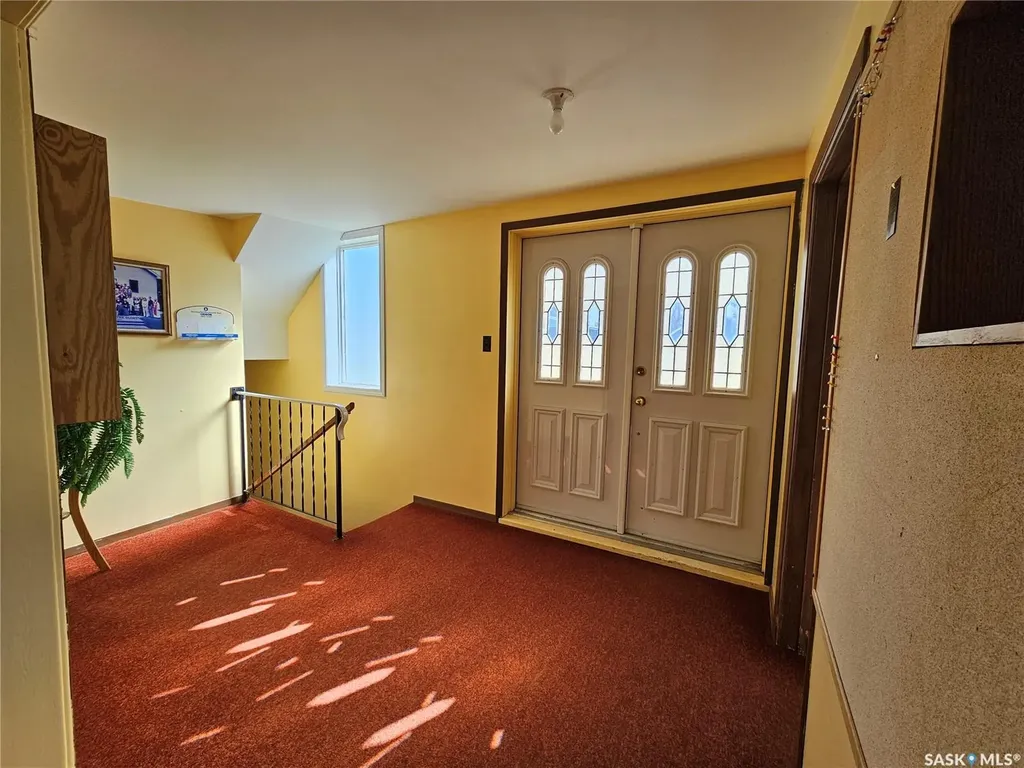 301 5th Avenue E Unity SK S0K 4L0