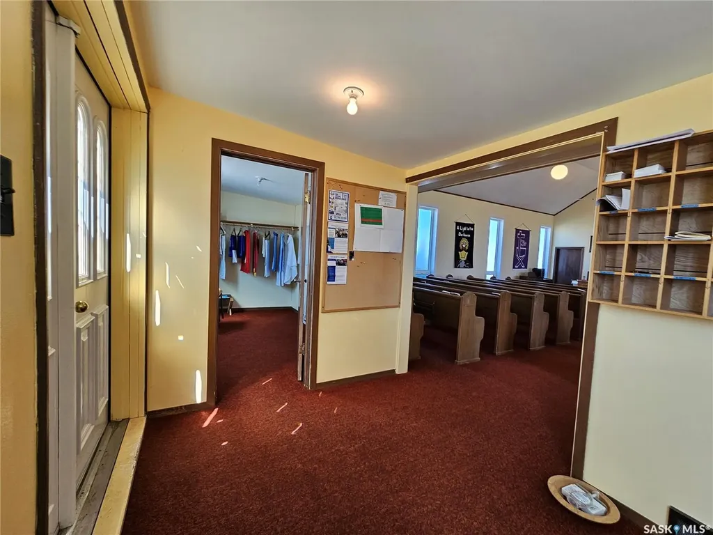 301 5th Avenue E Unity SK S0K 4L0