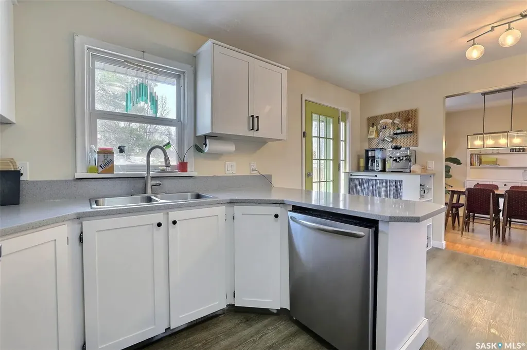 617 Mullin Avenue E Regina SK S4N 1E1