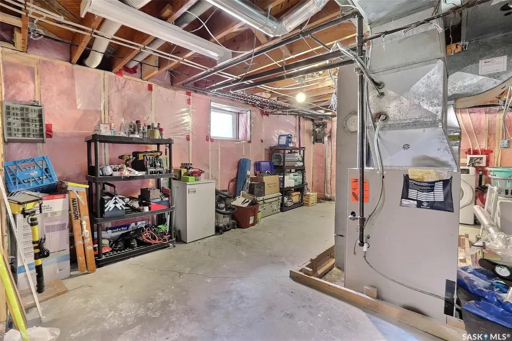 617 Mullin Avenue E Regina SK S4N 1E1